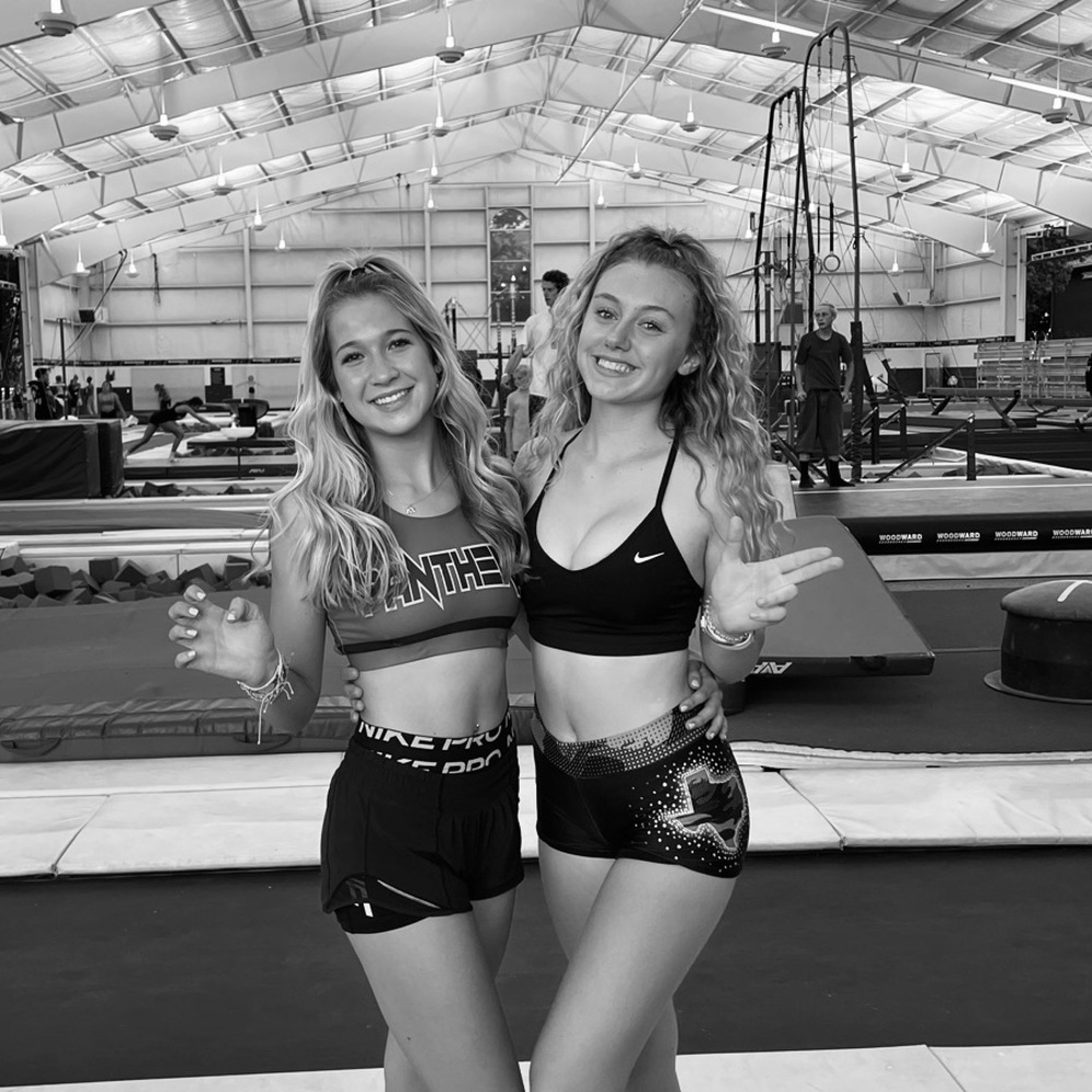 Meet your Posher, Layla